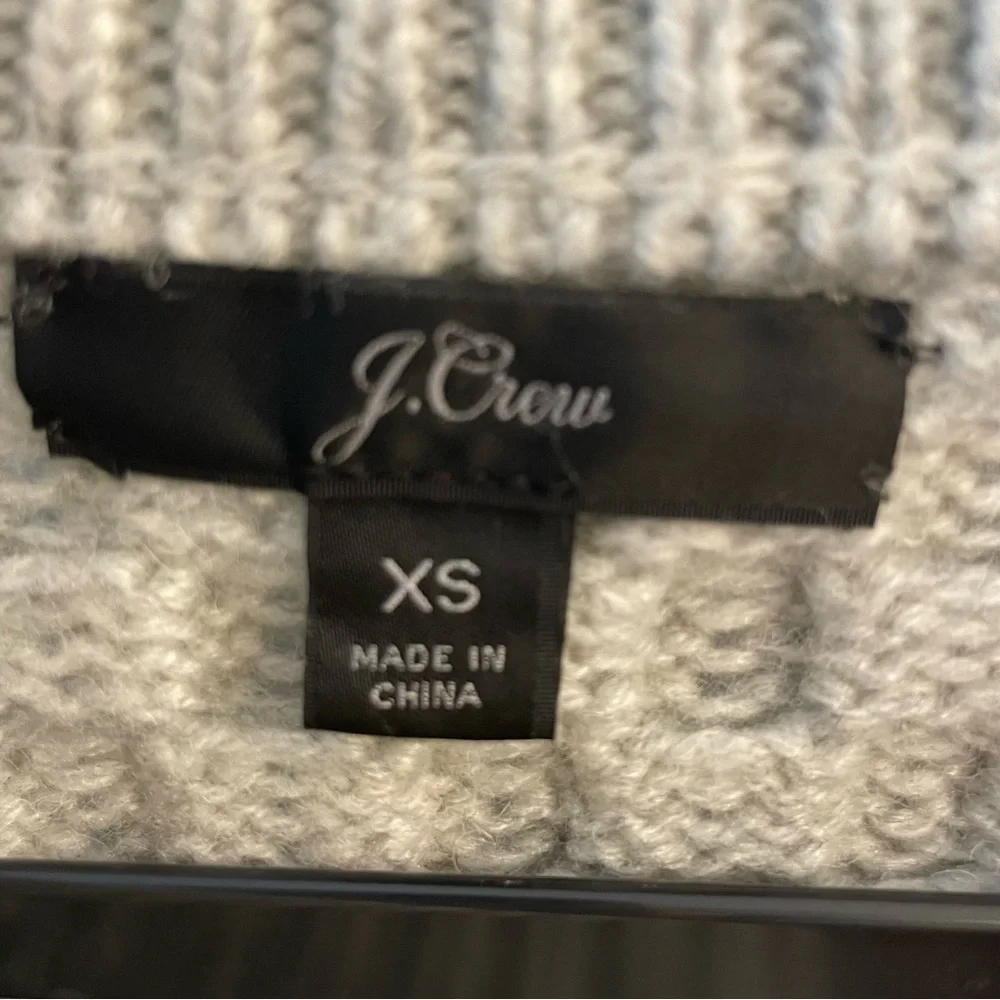 J Crew Gray Pom Pom Wool Blend Sweater Sz XS - Picture 9 of 9